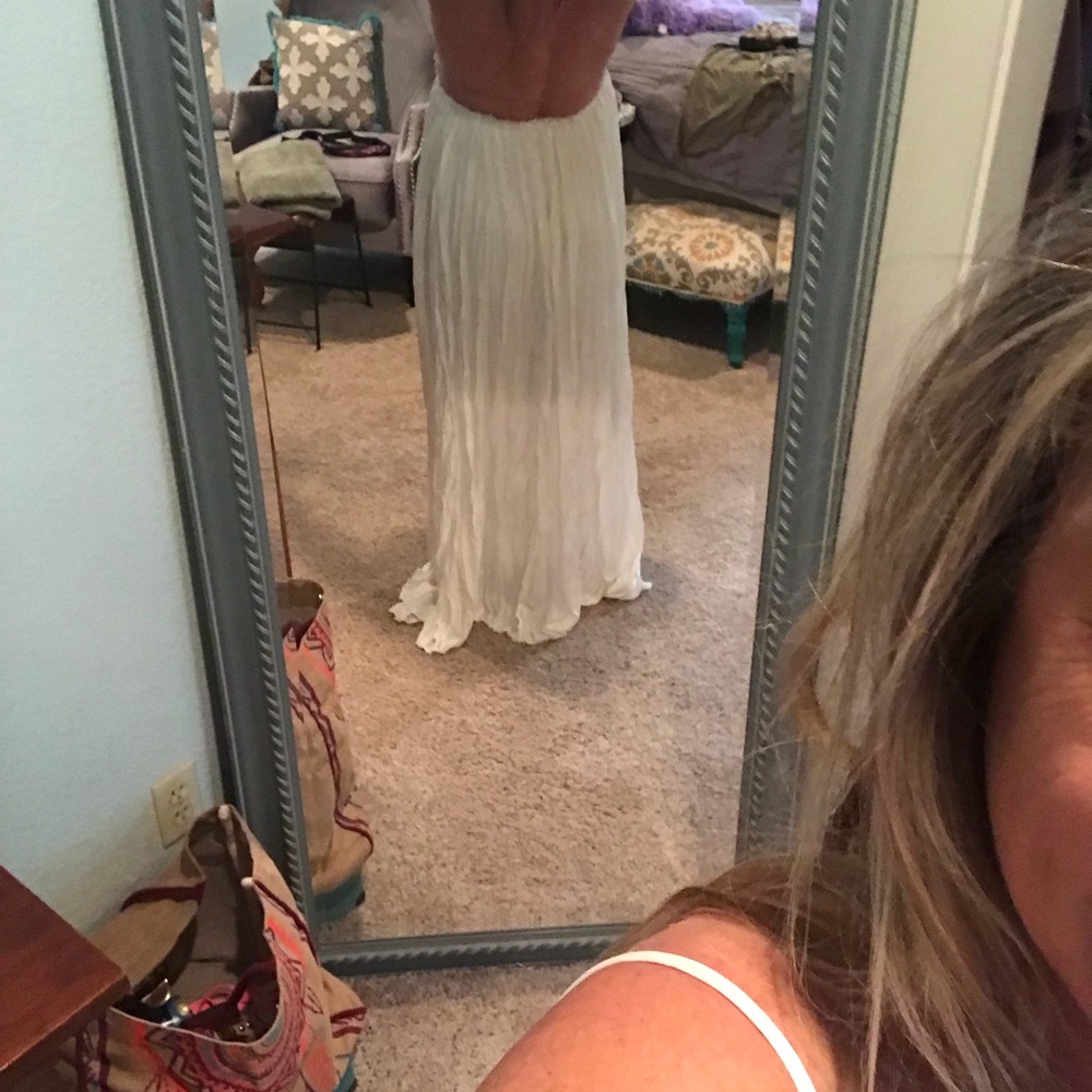 Dress - Picture 2 of 4